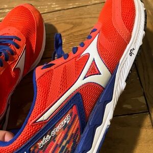 Mizuno Wave Cruiser Red and Blue Shoes
